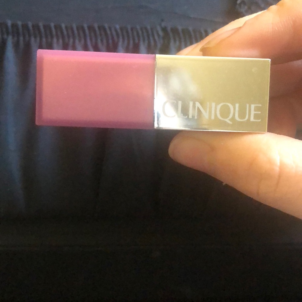 Clinique lipstick in the color “sugar plum pop”
